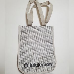 Lululemon Reusable Bag